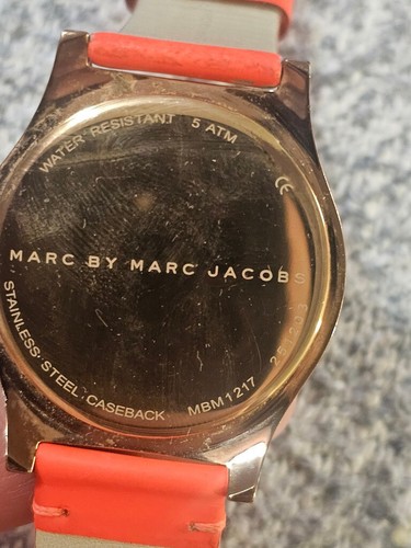 MARC BY MARC JACOBS LEUCHTEND NEONORANGE LEDERBAND DAMEN UHR MBM1217 - Bild 7 von 8