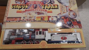 bachmann emmett kelly circus train
