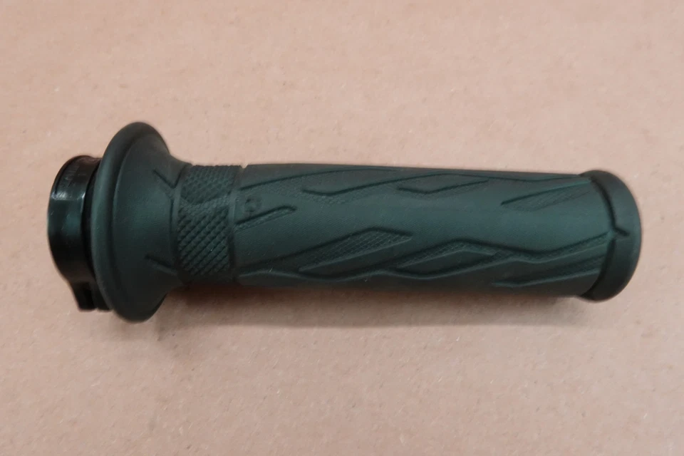 Tubo de agarre del acelerador derecho Suzuki GSXR600 2011-2022 Foto 4 de 4