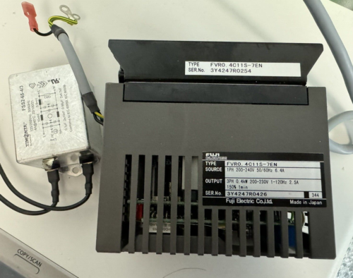 FUJI ELECTRIC FVR-C11 MODEL FVR0.4C11S-7EN INVERTER AC DRIVE - Picture 3 of 4