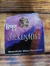 Leggs Pantyhose Q Plus Control Top Silken Mist Nude Nylon Spandex Stockings