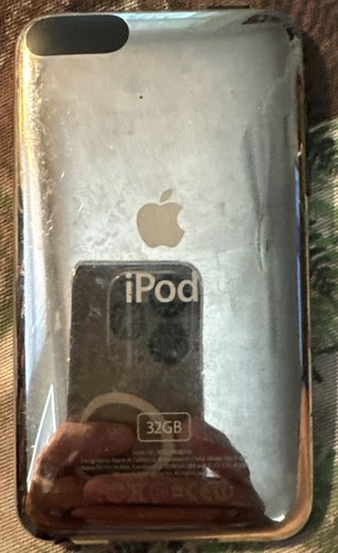Apple iPod 2. Gen Touch (32 GB) A1288 Schneller Versand sehr gut gebraucht - Bild 2 von 2