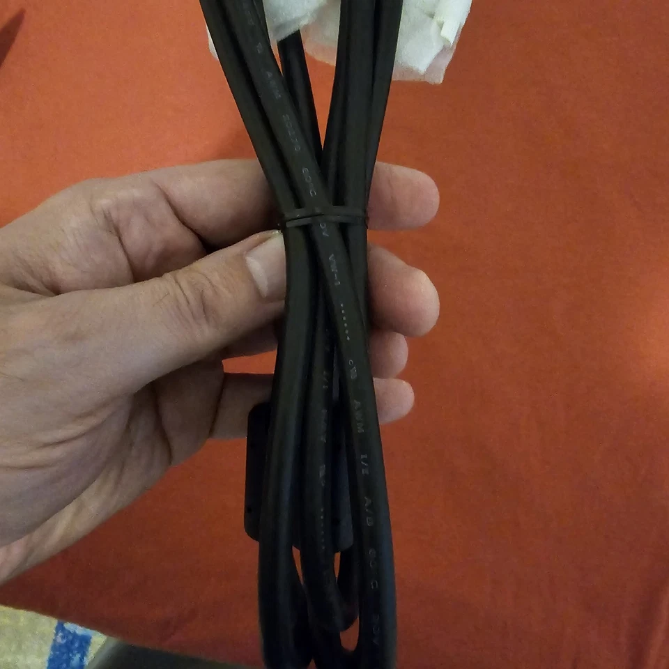 DVI-D to DVI-D Cable  Dell Dual Link DVI-D - Image 2 of 4