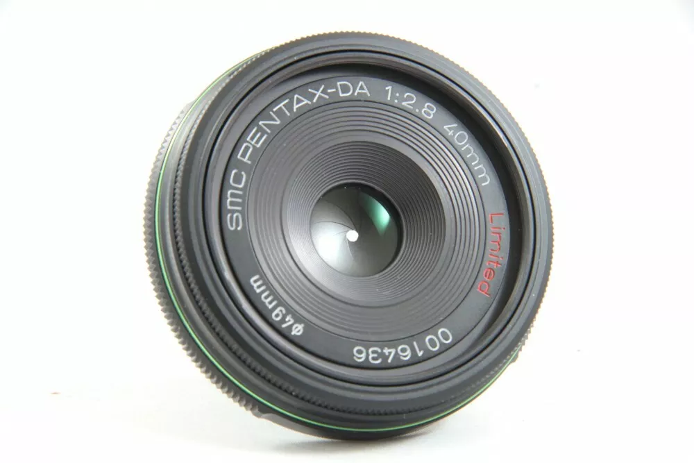 Excellent SMC Pentax DA 40mm F/2.8 f 2.8 Limited Pancake Lens K