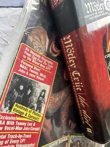 History Of Motley Crue Magazine And THE DIRT book - Picture 4 of 6
