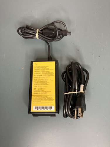 Rare IBM ThinkPad 700 PS/2 Vintage Laptop w/ Original Power Supply Powers On - Afbeelding 13 van 13
