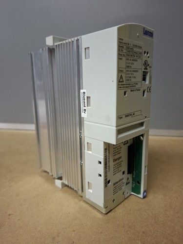 Lenze EV82EV751_4C Version:4A39 !! New NO BOX!! - Imagen 10 de 10