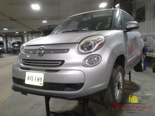 2014 Fiat 500 Front Spindle Knuckle Right - Picture 3 of 12