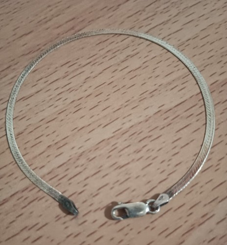 Vtg 925 Italian Italy Sterling Silver 2.5mm Herringbone Bracelet 8 1/4 inches - Picture 1 of 5