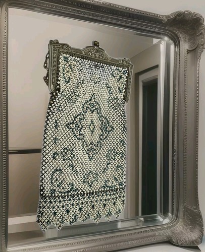 Antica borsa Art Deco Mandalian Mfg Co in rete metallica dipinta a mano - floreale blu oro - Foto 1 di 10