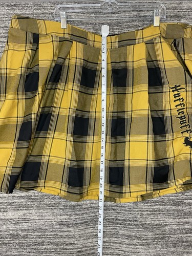 Harry Potter Hufflepuff Wizarding World Pleated Yellow Skirt Size 5 - Picture 8 of 8
