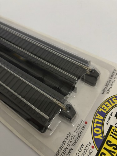 Bachmann HO Scale Black E-Z Track Steel Alloy 9" Straight Track (4-pack) #44411 - Picture 2 of 4