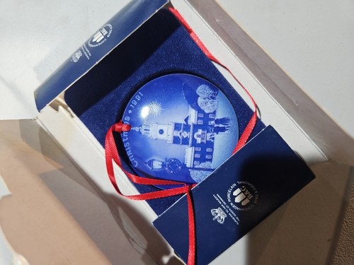 Vintage Royal Openhagen Porcelain Christmas Ornament 1991 Independence Hall - Picture 2 of 3