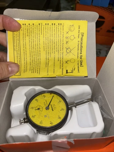 dial indicator  Mutitoyo 2046S