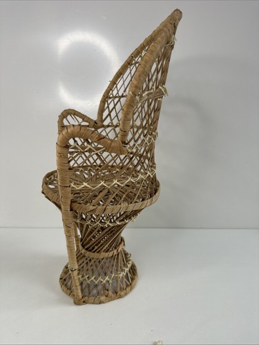 Silla de pavo real de mimbre vintage de ratán muñeca oso de peluche soporte de planta decoración de exhibición - Imagen 3 de 10