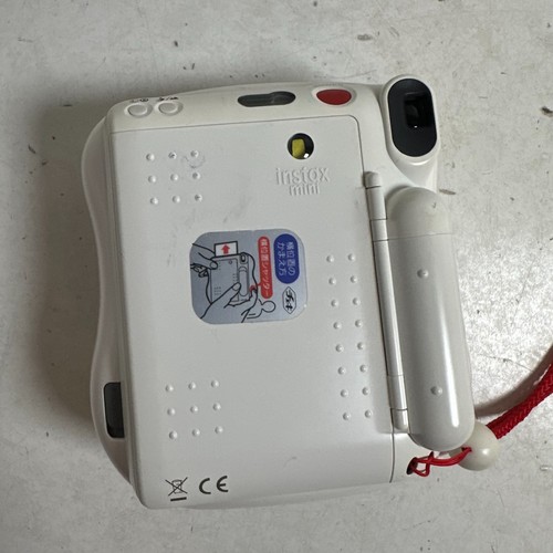 Cámara fotográfica clásica Fujifilm Hello Kitty Instax Mini 25 blanca con flash incorporado - Imagen 5 de 11