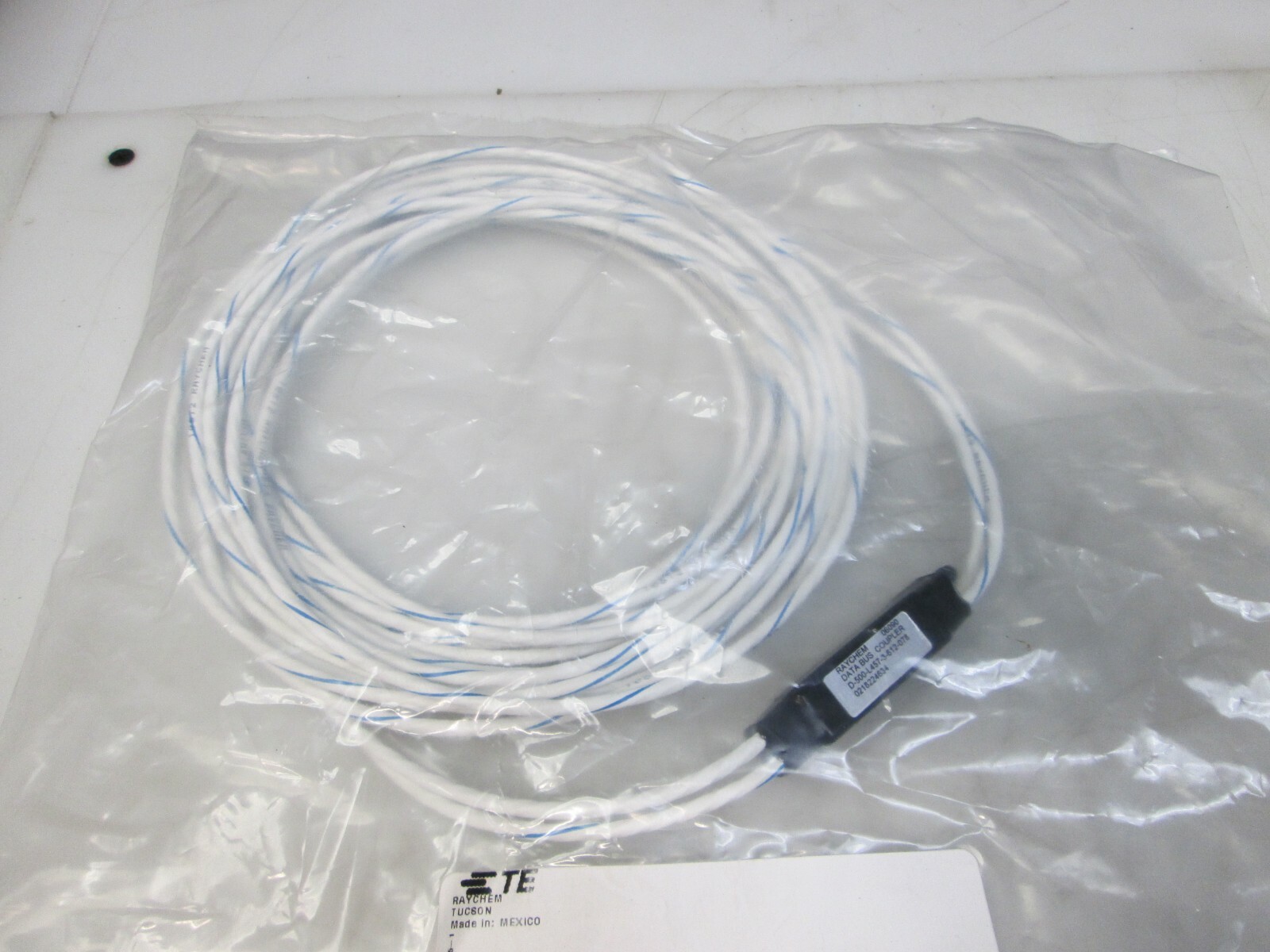 TE Raychem Data Bus Coupler CN3351 000 D 500 L457 3 612 078 NEW FREE te-raychem-data-bus-coupler-cn3351-000-d-500-l457-3-612-078-new-free