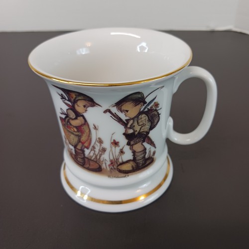 Taza de café M J Hummel 8 oz. Porcelana Alemania Goebel fuera de la ciudad/parece lluvia - Imagen 1 de 11