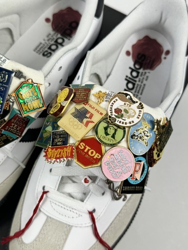 SOUVENIR x ADIDAS SAMBA VINTAGE PIN TRAINERS SIZE: UK9.5 / US10 - Picture 7 of 18