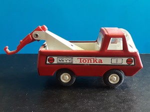 vintage tonka wrecker truck