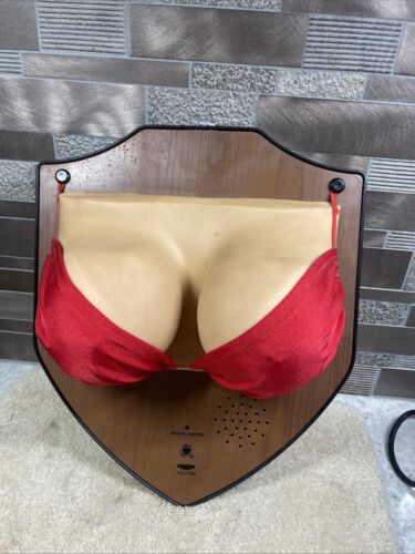 JINGLE JUGS Animated Trophy Rack You Always Wanted 2007 Working Great.Just Dusty