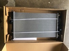 GENUINE Vauxhall Insignia 2014-2017 1.6/ 2.0 Diesel Radiator 95530545