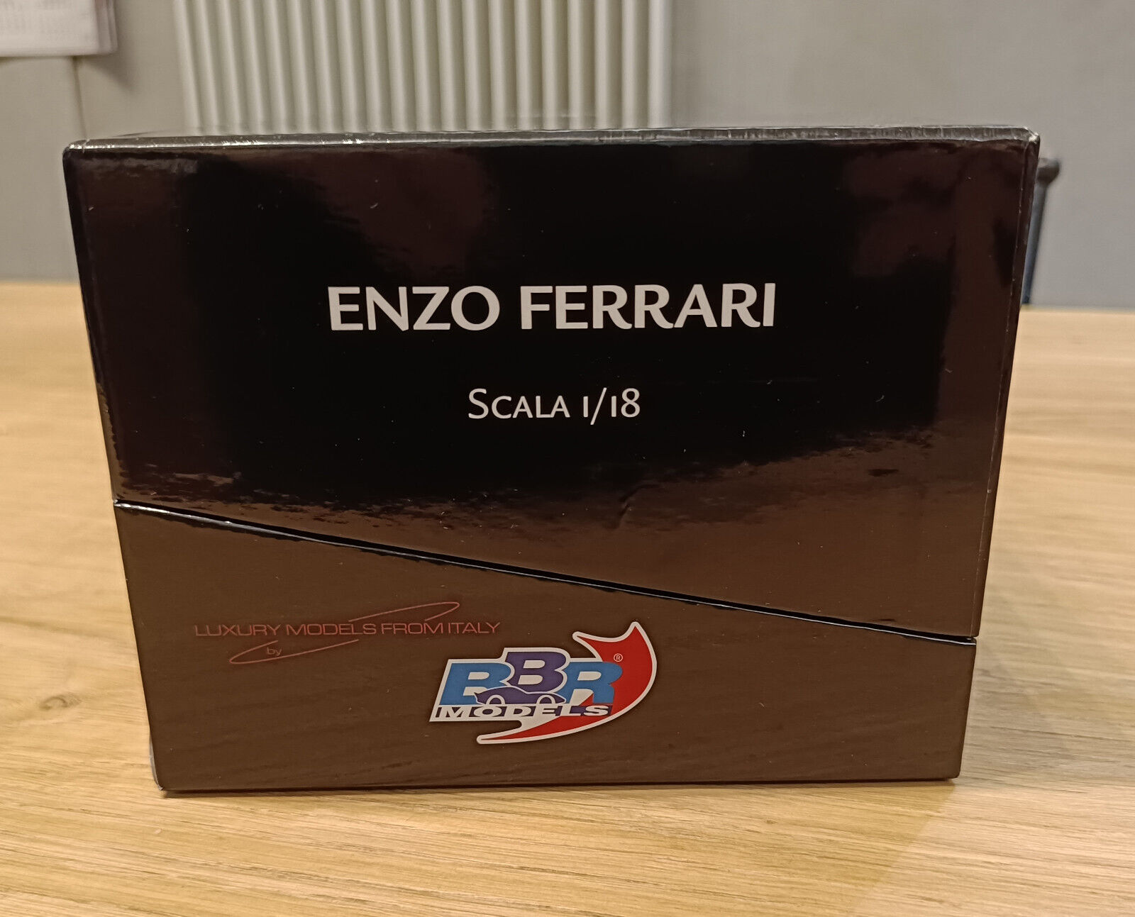 Foto 12 di 15