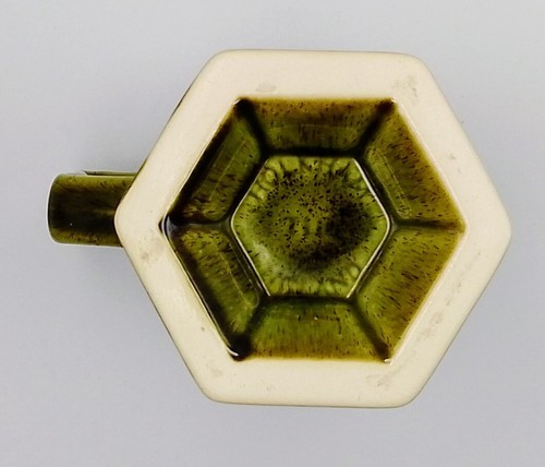 RARE Vintage Holkham Pottery Mug Tankard. Olive Green Excellent Condition - Picture 3 of 3