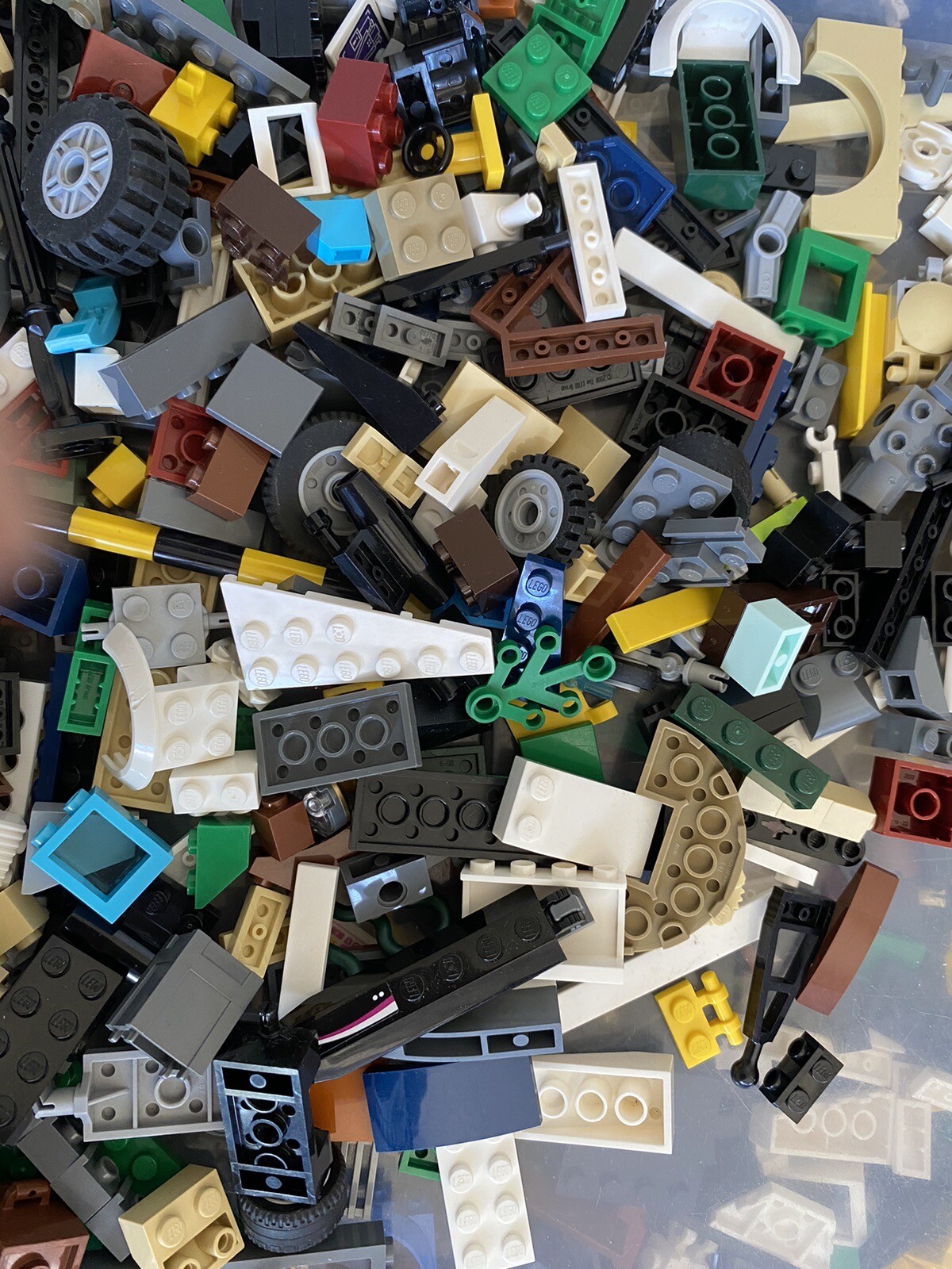 Lego Bulk Lot 2 kg, Assorted Bricks, sizes, colours, lot 2 - Picture 22 of 22