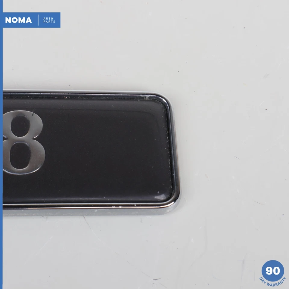 98-03 Jaguar XJ8 X308 Tapa maletero pasajero trasero derecho XJ8 insignia HND5994CA OEM Foto 2 de 4