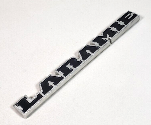 Placa de identificación emblema LARAMIE logotipo insignia OEM Mopar Dodge Ram 10" usada - Imagen 4 de 11