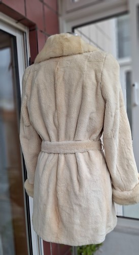 Genuine fur coat sheared BEAVER , БОБРИК with mink color ivory./288 / - 第 5/13 張圖片