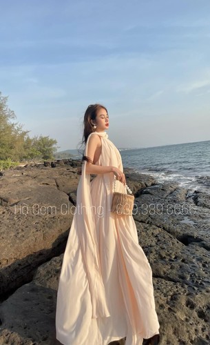 Sexy Halter Backless Maxi Dress Size Small - Picture 5 of 11