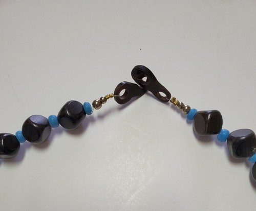 Collar De Colección Años 80/90 Azul Cuentas Retorcidas 20" Negro Moda Cierre Plástico - Imagen 4 de 4