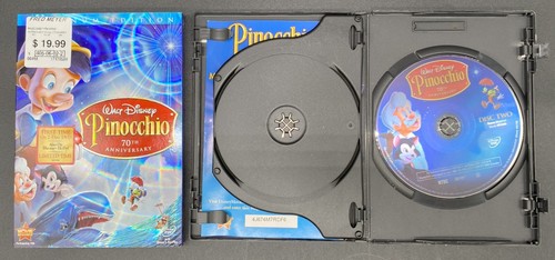 (7) WALT DISNEY MOVIES, CLASSICS, PINOCCHIO, BAMBI, BRAVE & MORE! USED - Picture 19 of 21