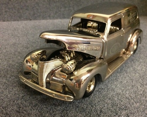 Matco Tools 1939 Chevy Sedan Limited Edition Platinum Club Collection - Picture 3 of 4