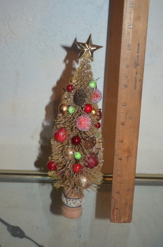 Christmas Tree 10.5 inch Gold with fruit berries pinecones - Picture 2 of 7