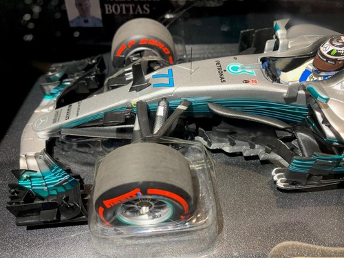 1/18 Minichamps 2017 MERCEDES-AMG F1 W08 EQ POWER+ #77 - V. BOTTAS - MEXICAN GP - Picture 21 of 23