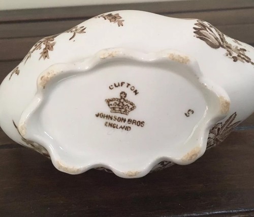 Johnson Brothers "Clifton” Vintage Gravy Boat C 1913 - Picture 8 of 9