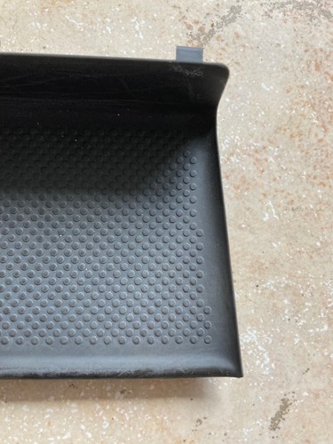 VW Golf Plus 5M orig. Gummi Einlage Ablage Mittelkonsole 5M0858165A dunkelgrau - Bild 2 von 9