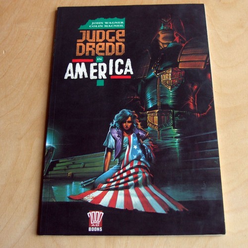 2000 AD Books Fleetway albums Judge Dredd Batman Anderson Hewligan Slaine - Bild 2 von 46