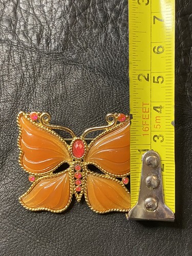 BUTTERFLY DESIGN BROOCH PIN AMBER COLOR W/PINK CRYSTALS GLOW ON UV/BLACK LIGHT - Picture 7 of 8
