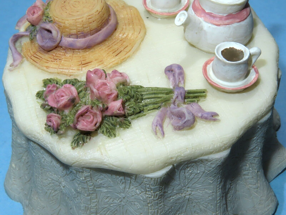 Dezine Hand painted TEA PARTY Resin Trinket BOX 1993 Garden Tea for Two
