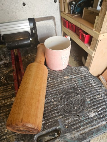 Mallett - Carpenters Oak, New, Handmade Med Weight - Picture 3 of 8
