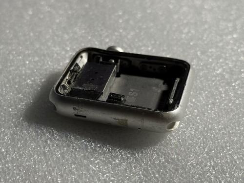 Rare PVT Apple Watch Sport (1st Generation) Apple Prototype - Picture 3 of 10
