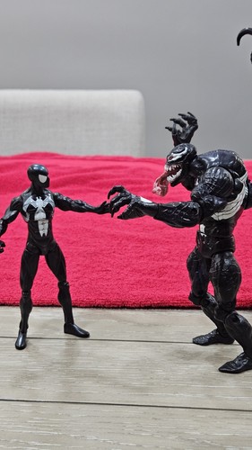Spider-Man Symbiote Black and Scorpion Venom action figures 2009. - Picture 11 of 19