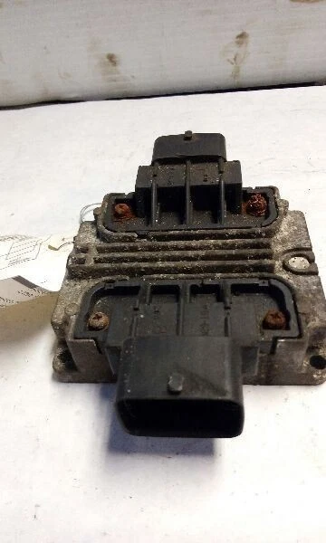 04-11 Saab 9-3 chassi transmissão ECM 4 cilindros - Imagem 2 de 4