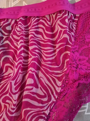 Zebra Print M&S LINGERIE SET SIZE 40E / L - Picture 11 of 15