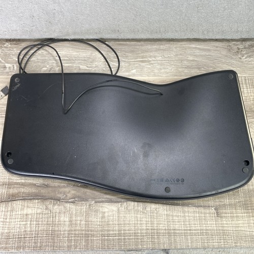 Microsoft - Wired USB Ergonomic Keyboard Model - 1878 - LXM-00001 - Picture 5 of 7