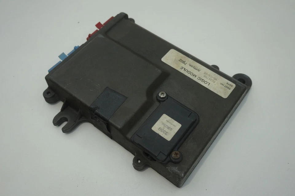 Unidad de módulo de control lógico del motor OEM 5226795 Dodge Omni 1985 Foto 4 de 4